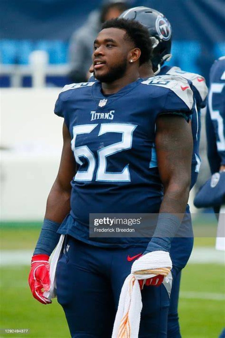Aaron Brewer TITANS Salary, Net Worth, Contract, PFF, Number