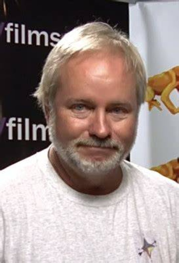Alex Hyde-White Net Worth