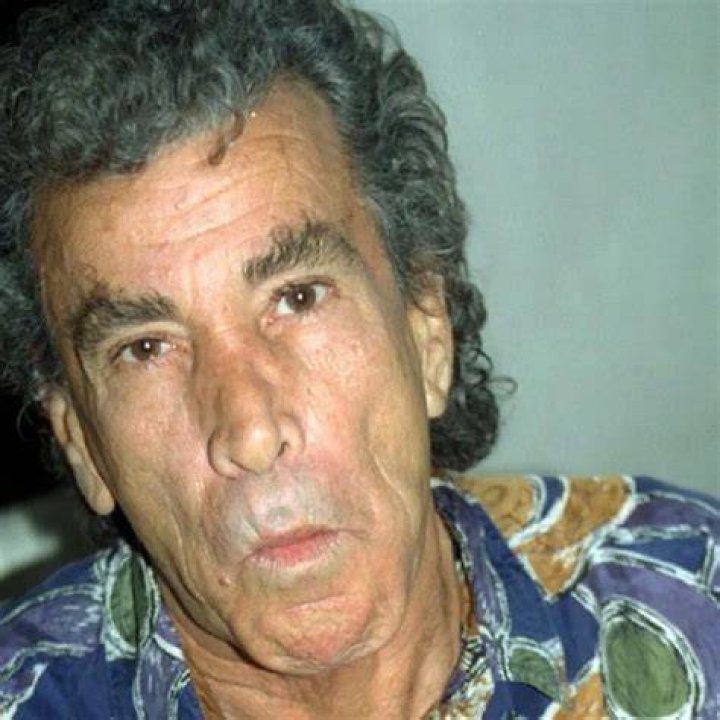 Alfonso Zayas Net Worth