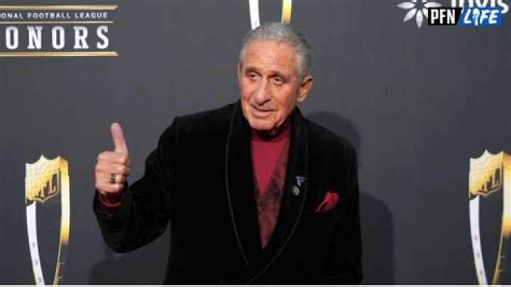 Arthur White Net Worth
