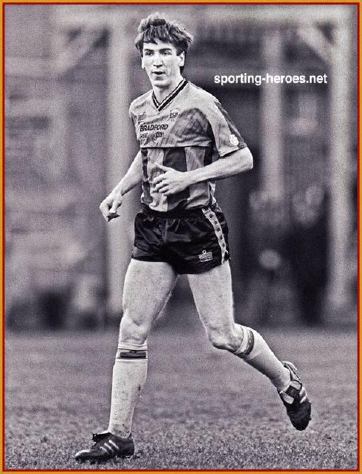 Brian Mitchell (footballer)