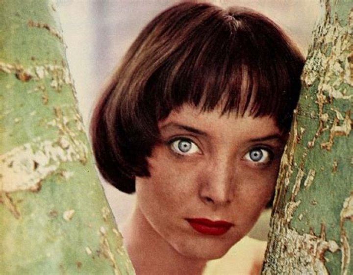 Carolyn Dimes / Carrie Jones