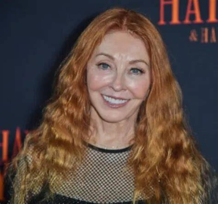 Cassandra Lewis Net Worth