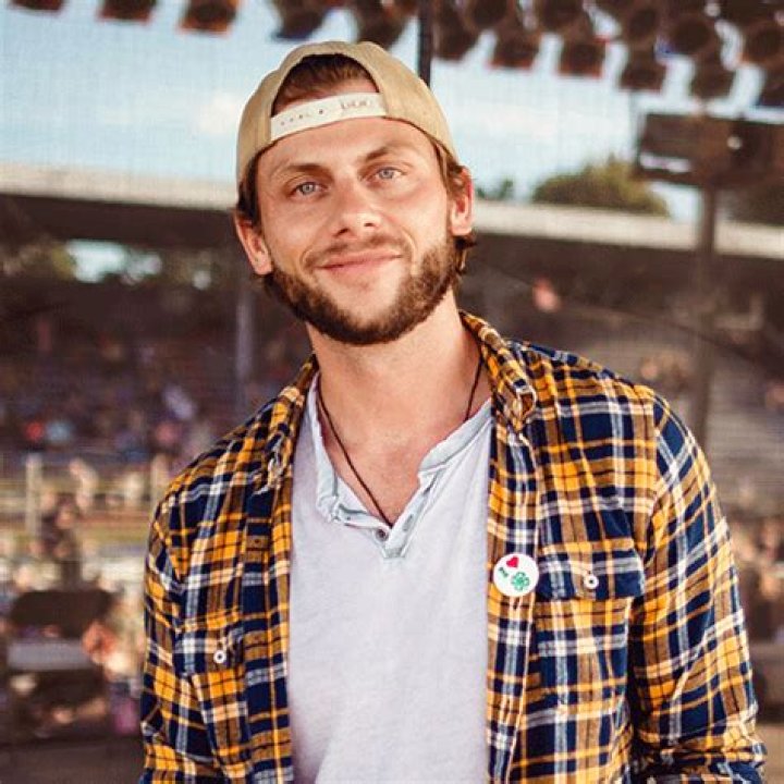 Charlie Berens Net Worth