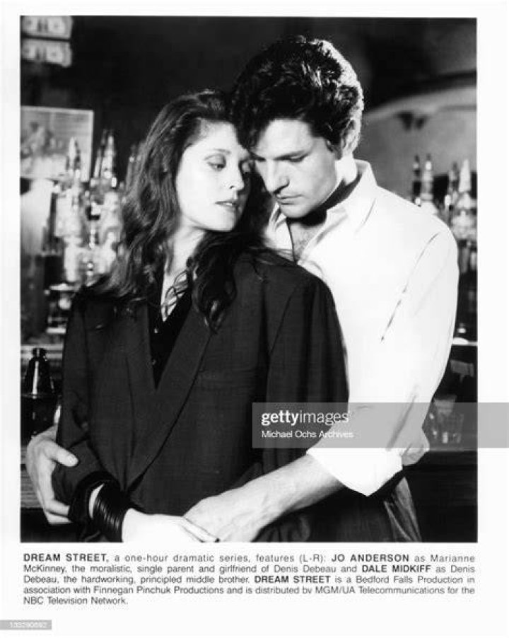 Dale Midkiff, Jo Anderson
