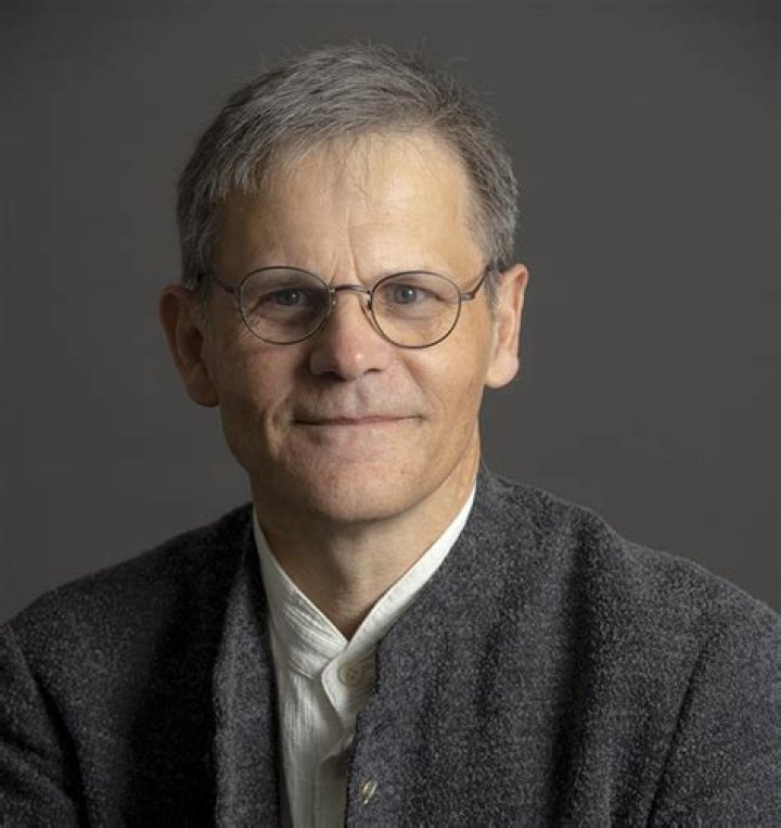 Dr. Foulkes
