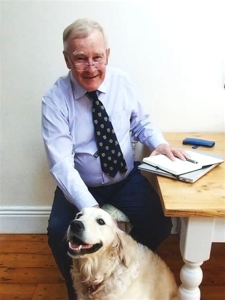 Dr. William Weir