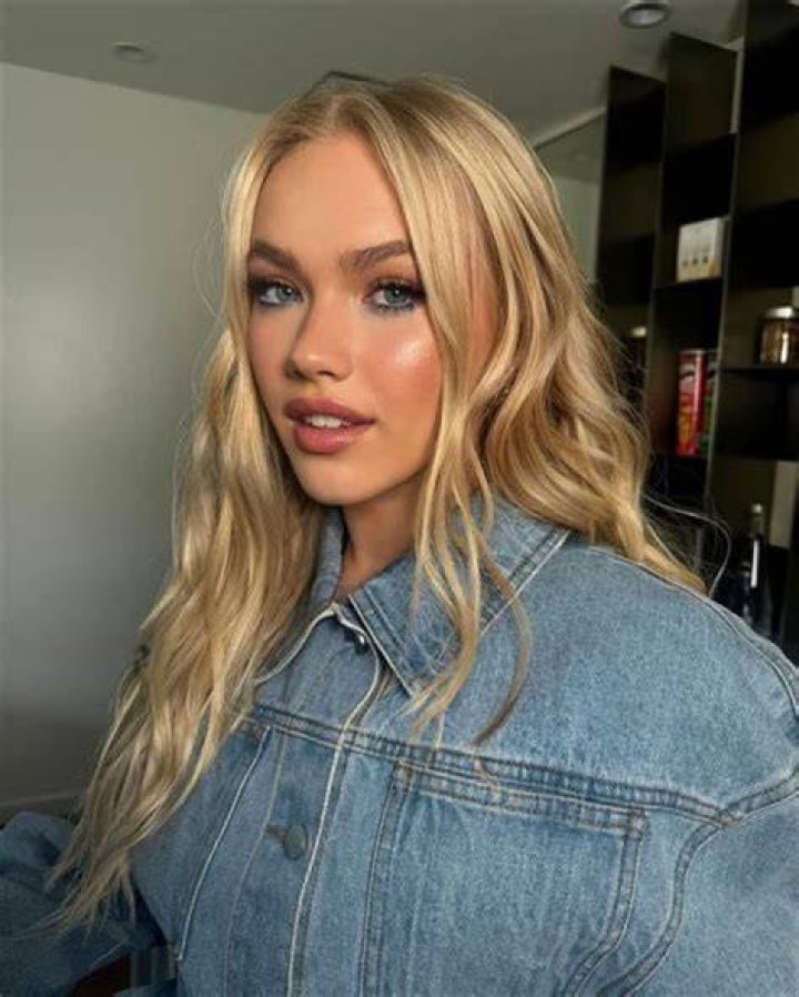 Esmee Rose Height, Weight, Net Worth, Age, Birthday, Wikipedia, Who, Instagram, Biography