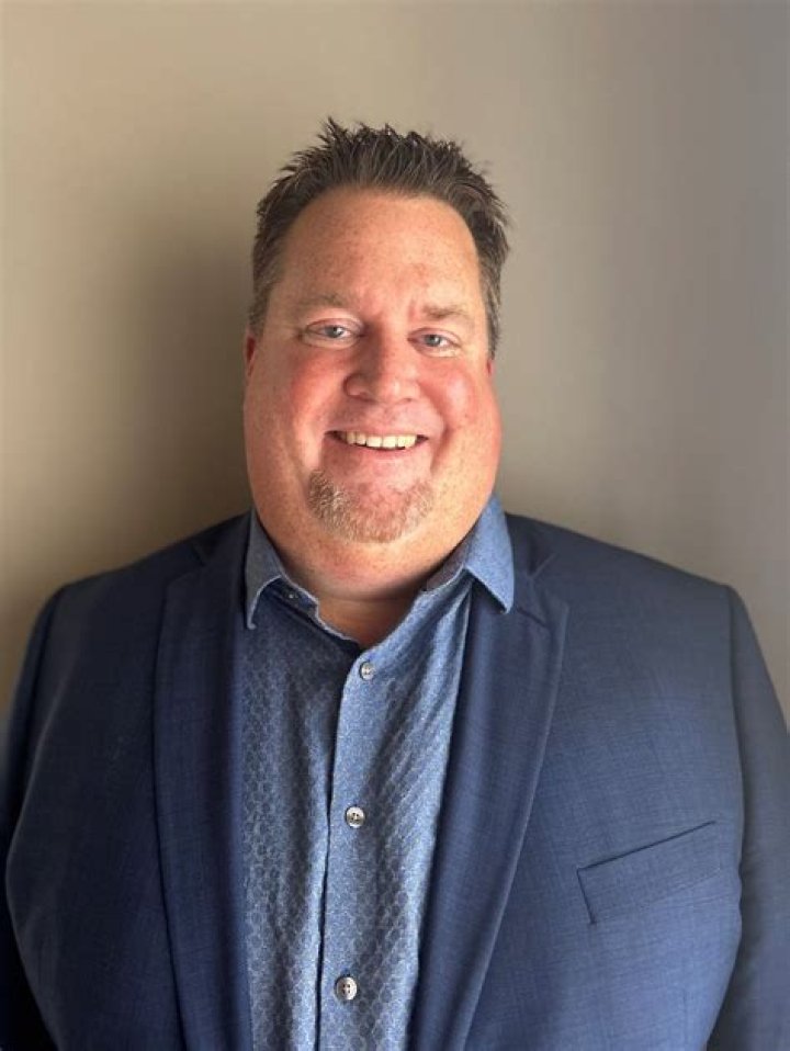 Giles Bowman Net Worth