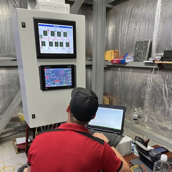 Himself - Hybrid Technician, Astrium