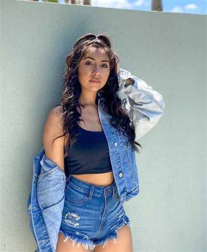  Jazlyne Baybee – Jazlynebaybee
