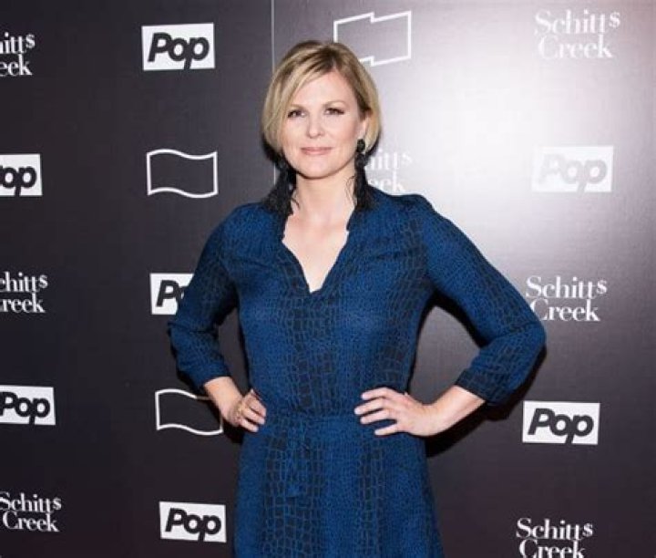 Jennifer Robertson Net Worth