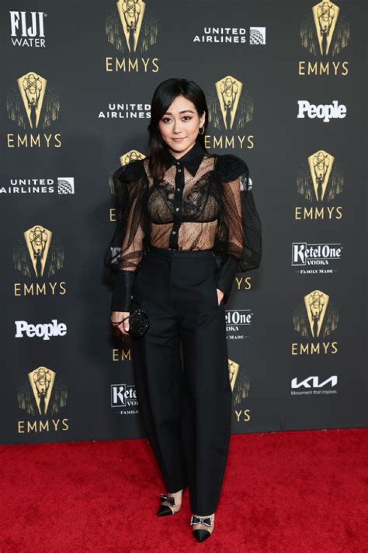 Karen Fukuhara Net Worth