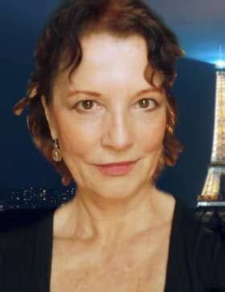 Lauren Perreau Net Worth