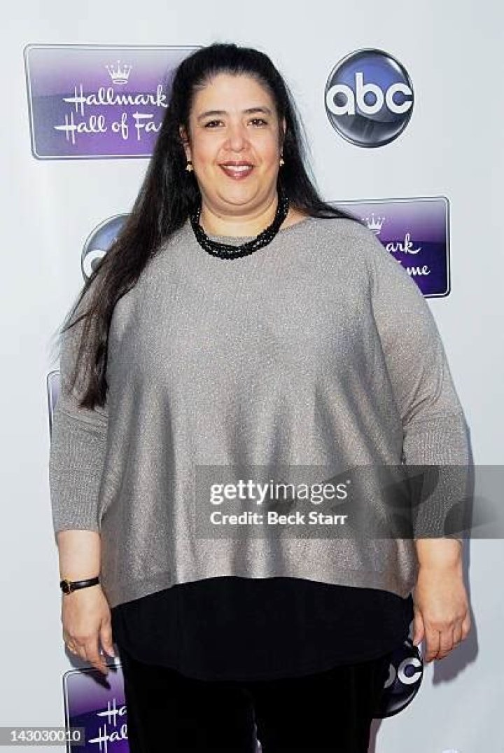 Ligiah Villalobos Net Worth