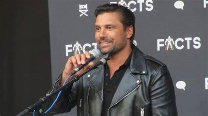 Manu Bennett Net Worth