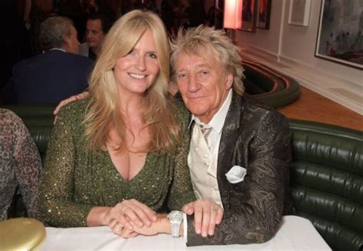 Penny Lancaster Net Worth