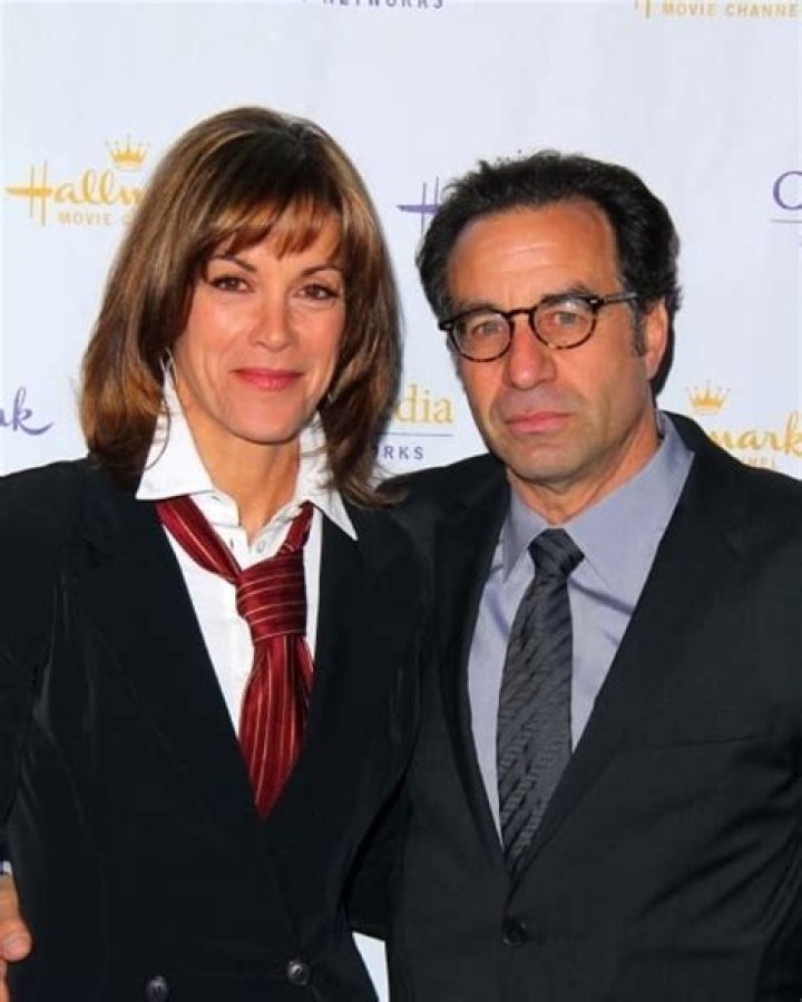 Ray Abruzzo Net Worth