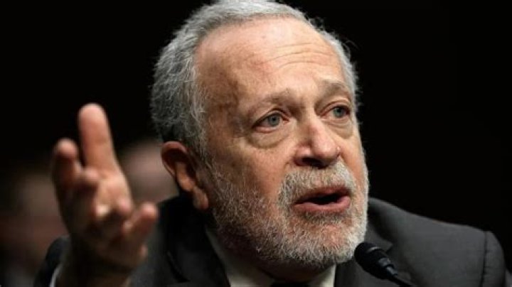 Robert Sterling Net Worth