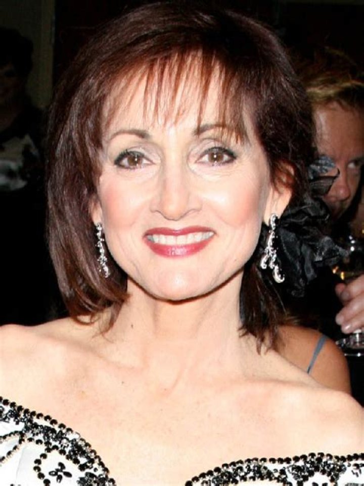 Robin Strasser Net Worth