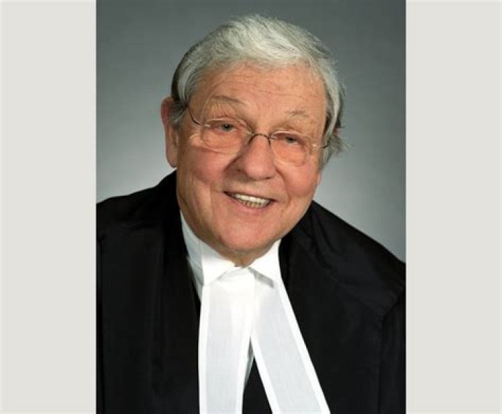 Roy McMurtry
