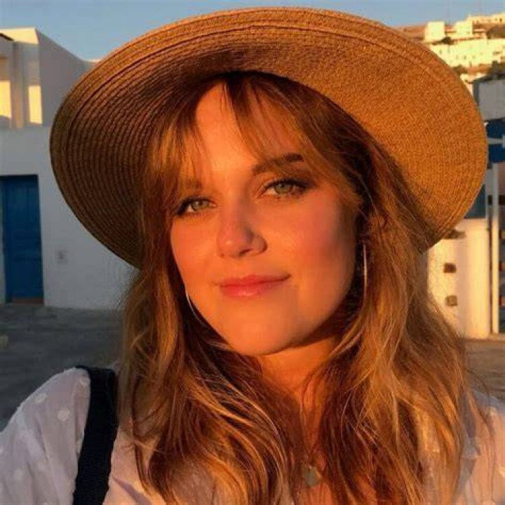 Sophi Bairley Net Worth