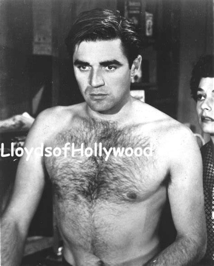 Steve Cochran