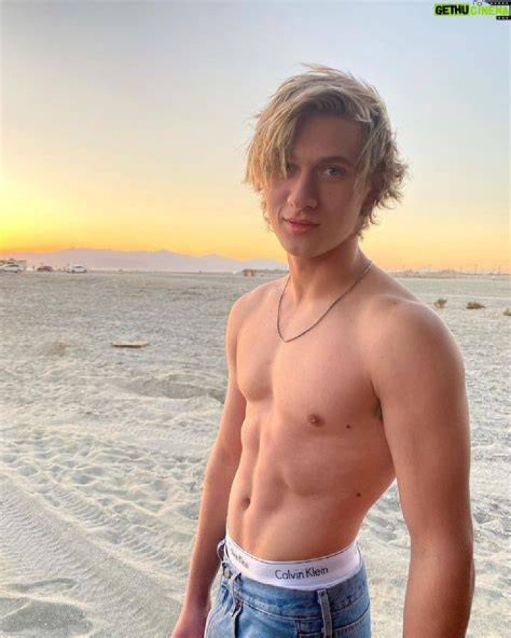  Thomas Kuc