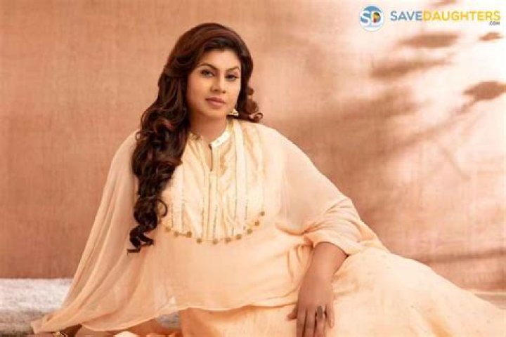 Vichithra Net Worth
