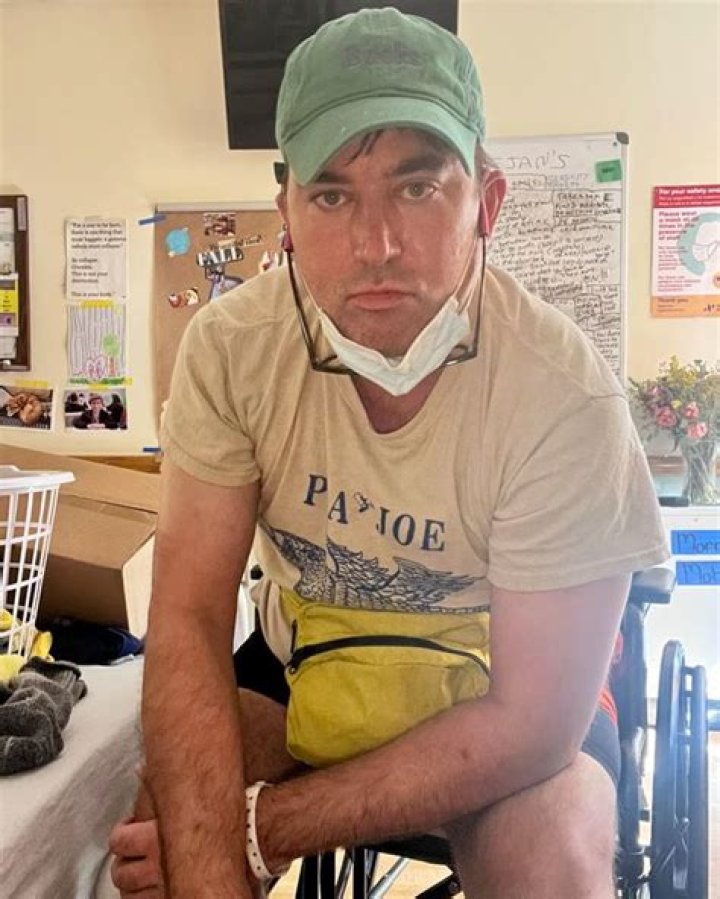 Where did Sufjan Stevens go to school? Does Sufjan Stevens have Instagram?